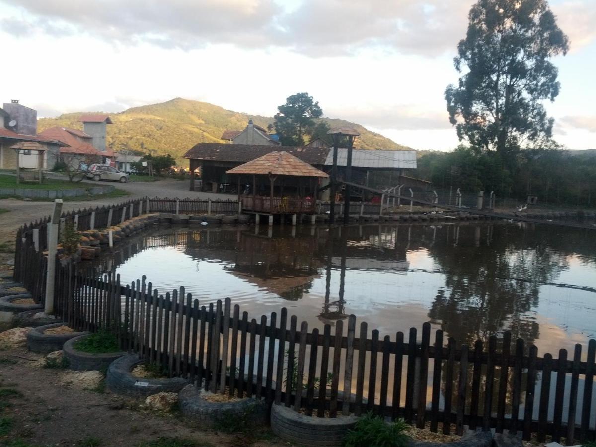 Pousada Pica Pau Урубиси Экстерьер фото